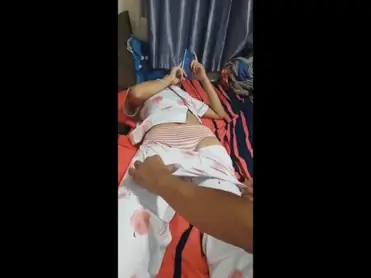 Aksi Nekat Buka Celana Buat Begituan Secara Spontan poster