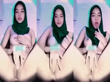 Hijab Cantik Sarah Toket Gede Colmek Memek Basah Gila poster